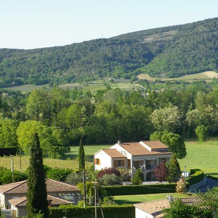 Au Mas Des Graviers Bed & Breakfast Salavas Exterior foto